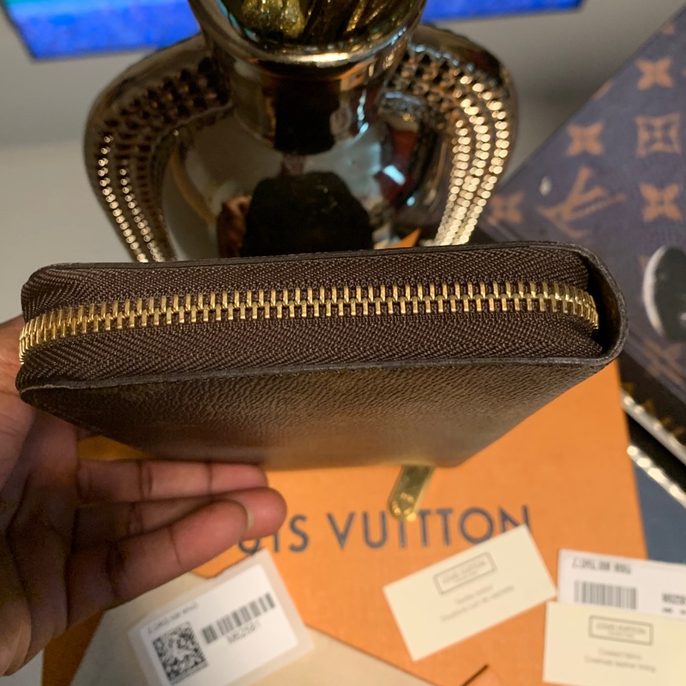 💯🆕❤️ Authentic Louis Vuitton Large Zippy Organizer - Picture 9 of 14